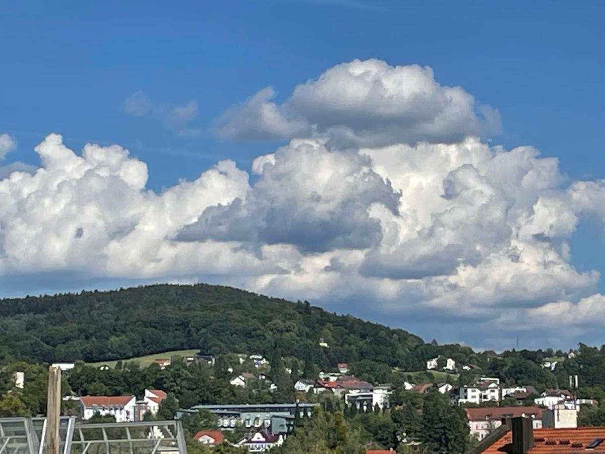 Schoene Ferienwohnung In Bahnhofsnaehe Fuer Urlaub, Studium Oder Arbeit เดกเกนดอร์ฟ ภายนอก รูปภาพ
